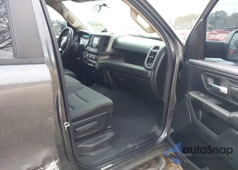 2019 Ram 1500 Tradesman 4X2 6'4 Box from USA, damaged, VIN 1C6RRECT2KN567565